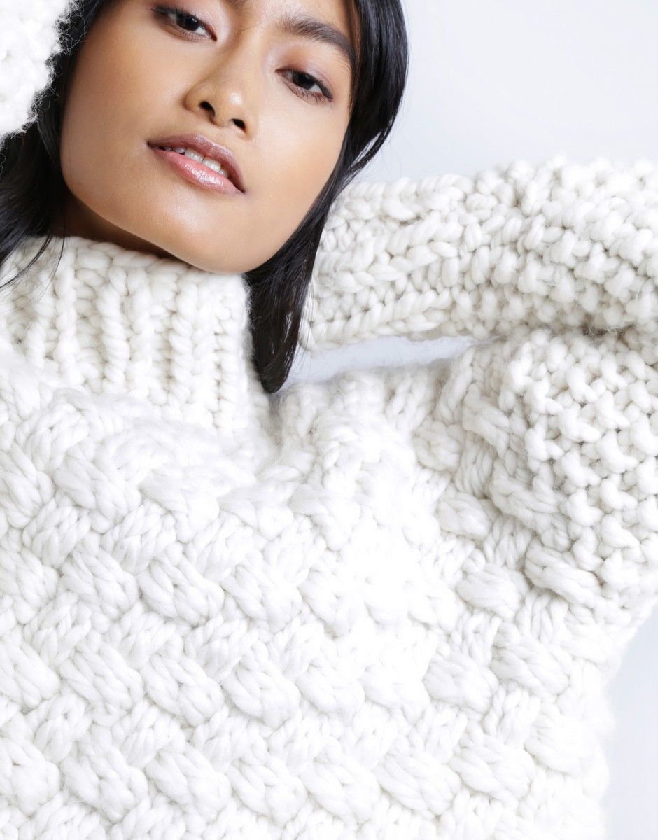 Full Moon Pullover