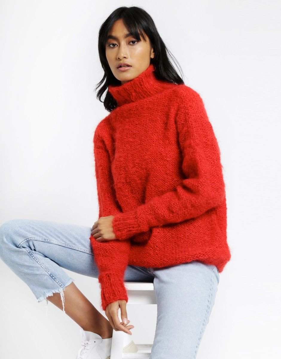 Hotline Sweater Lipstick Red