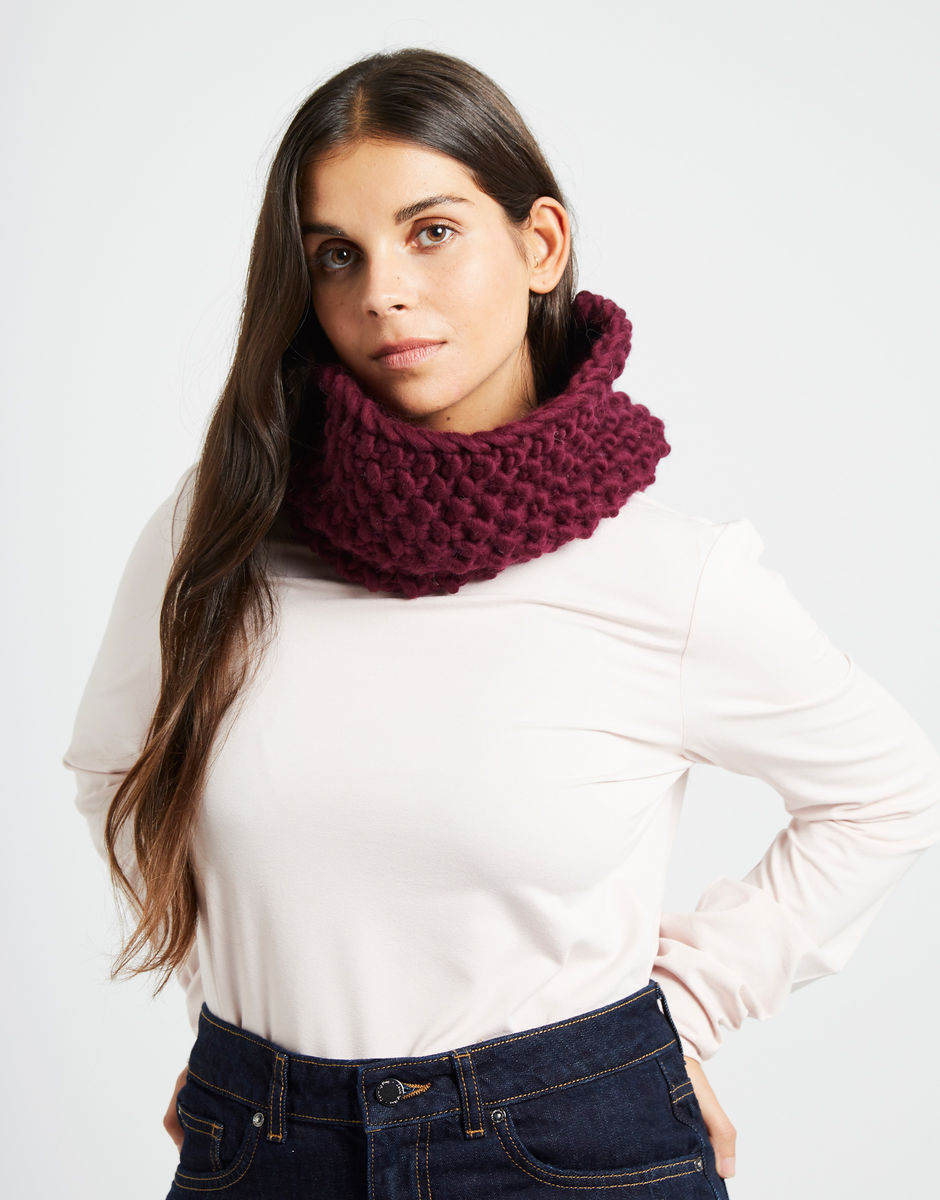 Lil' Snood Dogg Margaux Red