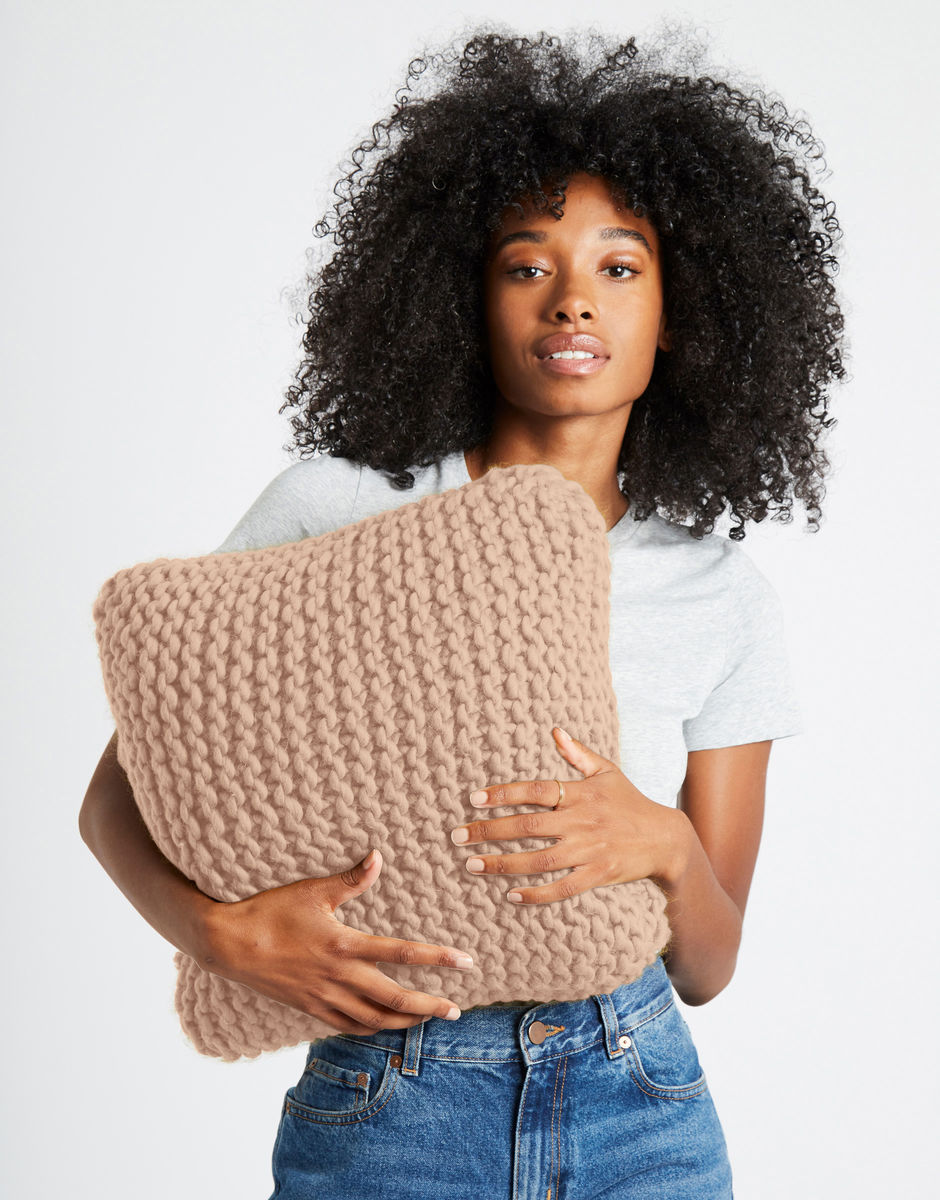 Can You Feel It Kissen Sand Trooper Beige