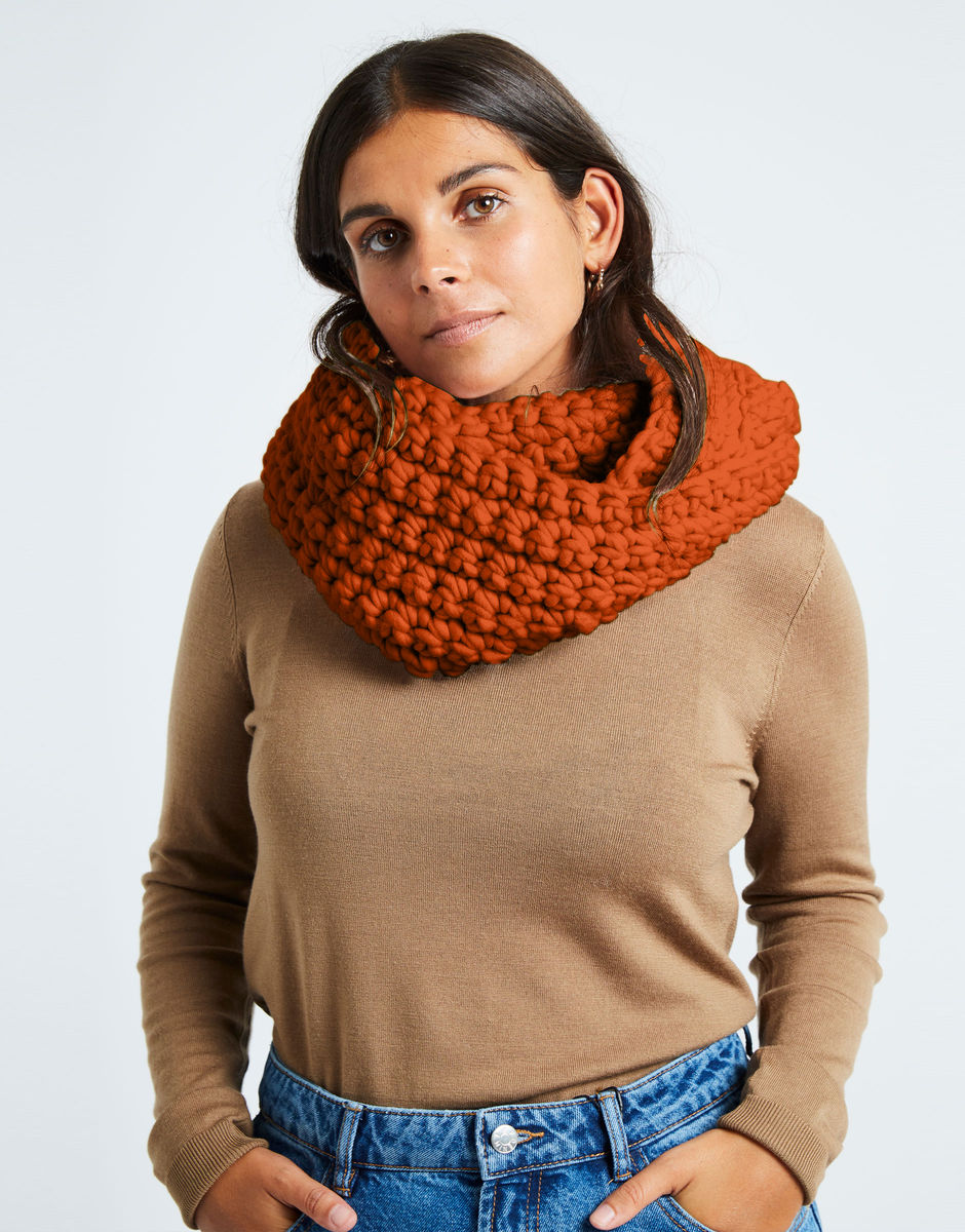 Celebration Snood Cinnamon Dust