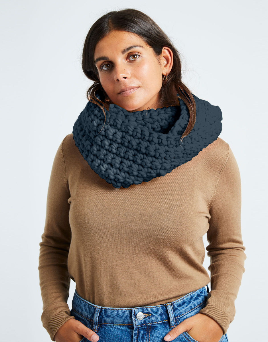Celebration Snood Eagle Grey