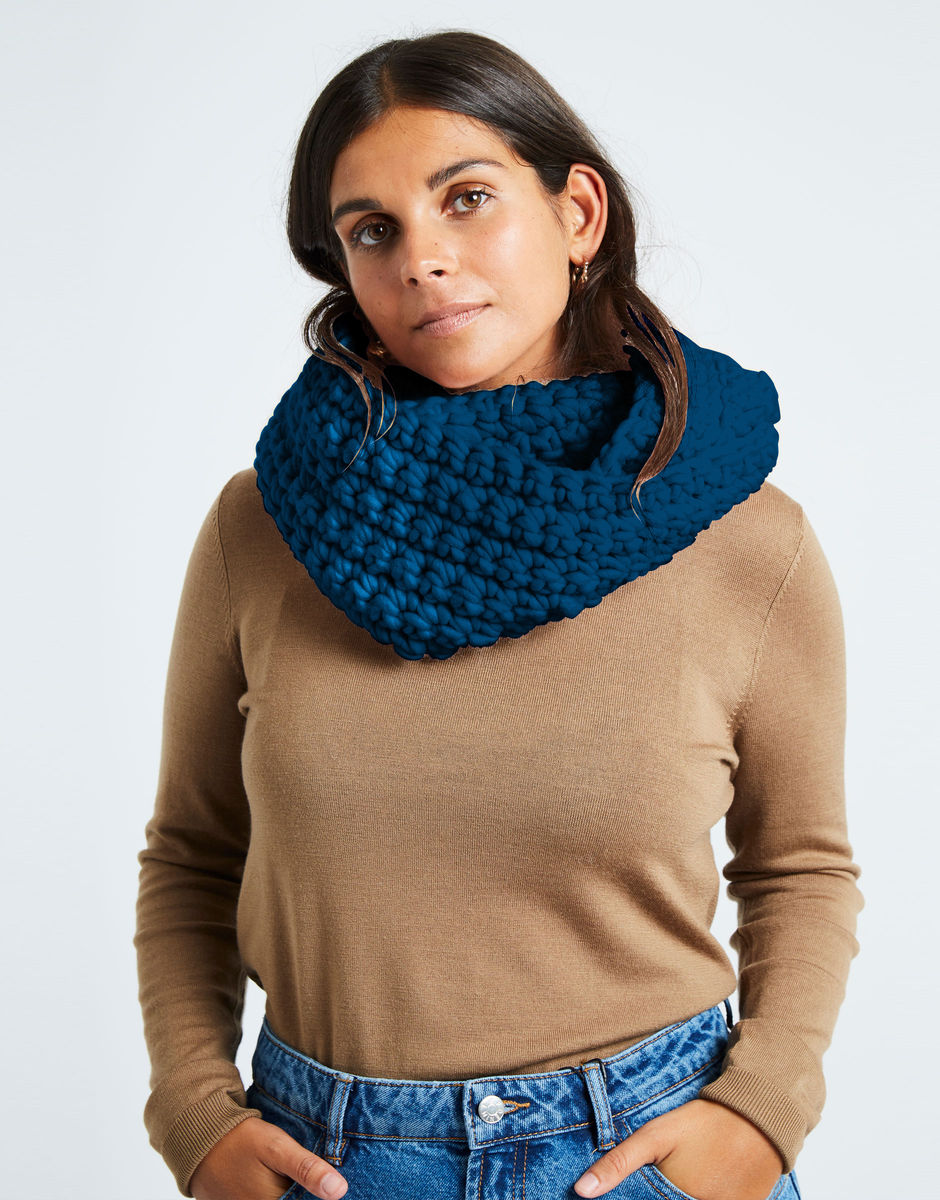 Celebration Snood Sherpa Blue