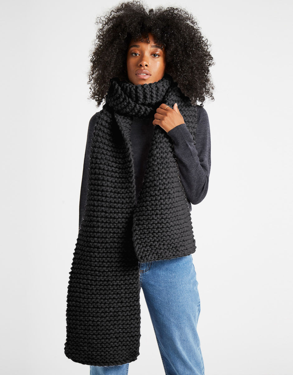 Foxy Roxy Scarf Charcoal