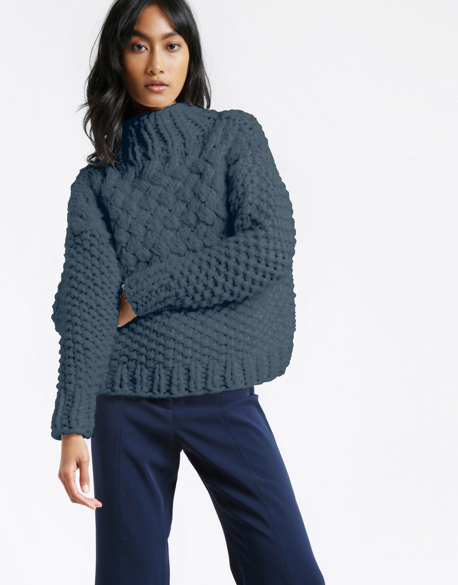 Full Moon Pullover Eagle Grey