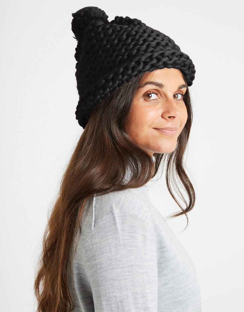 Happy Daze Beanie Space Black