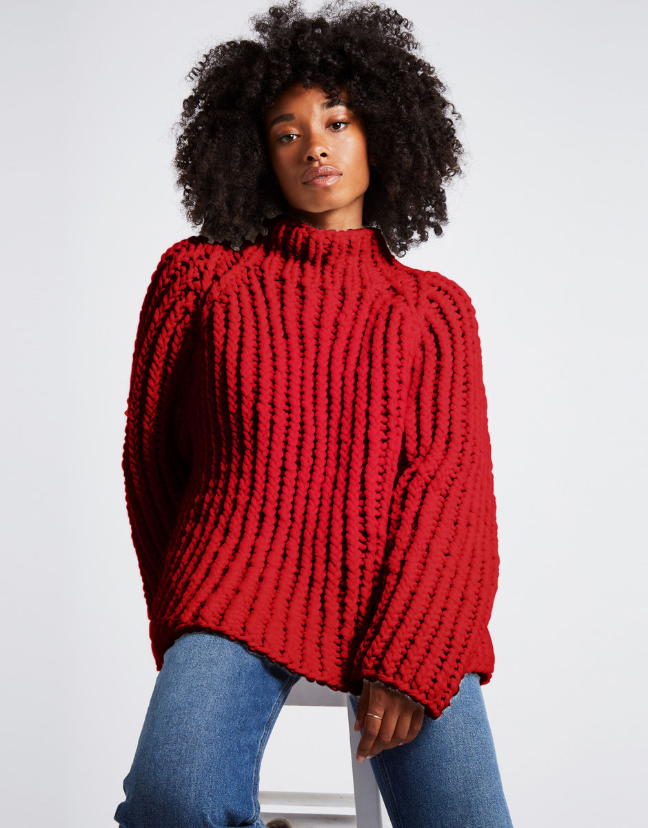 Lightning Pullover Lipstick Red