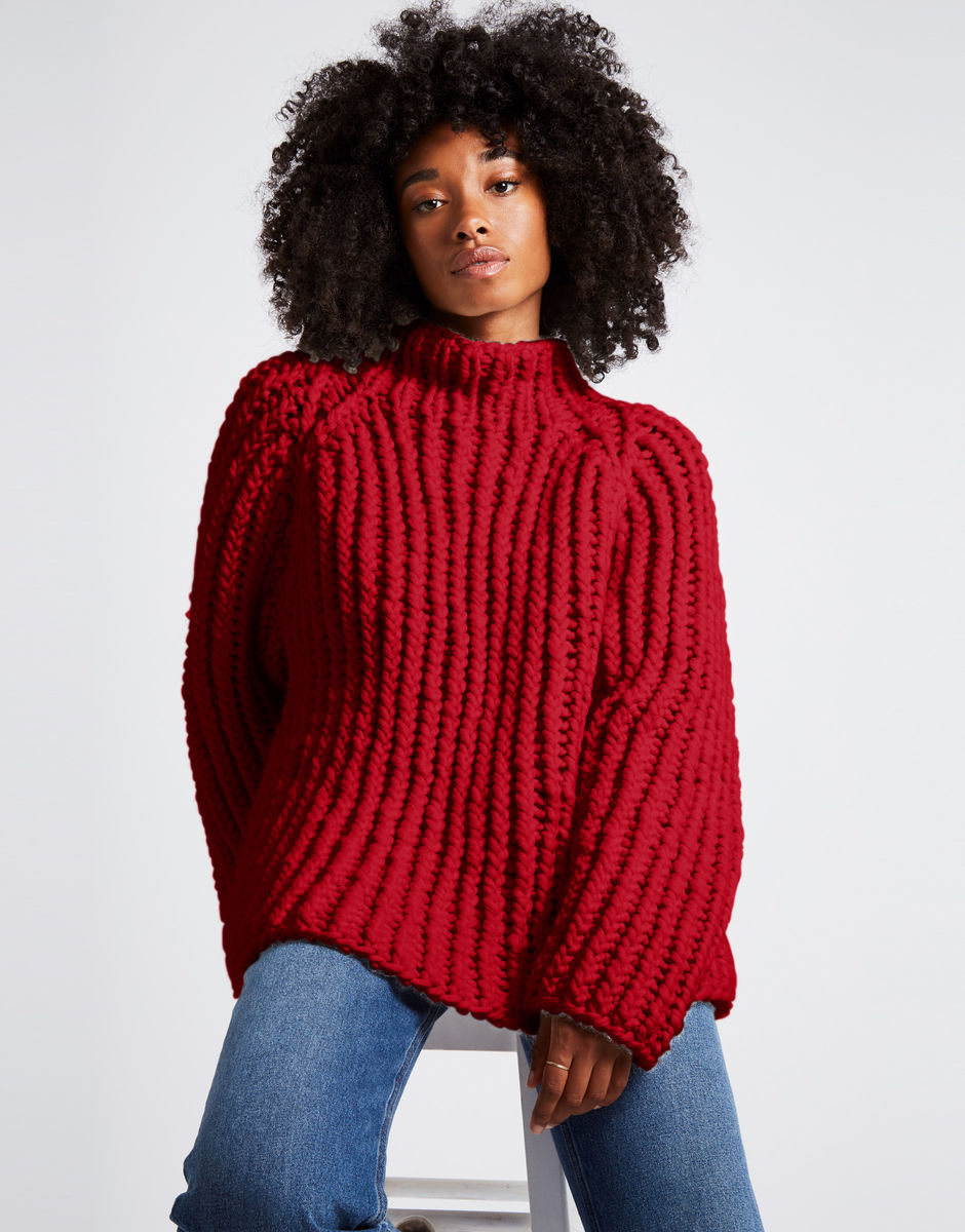 Lightning Pullover True Blood Red