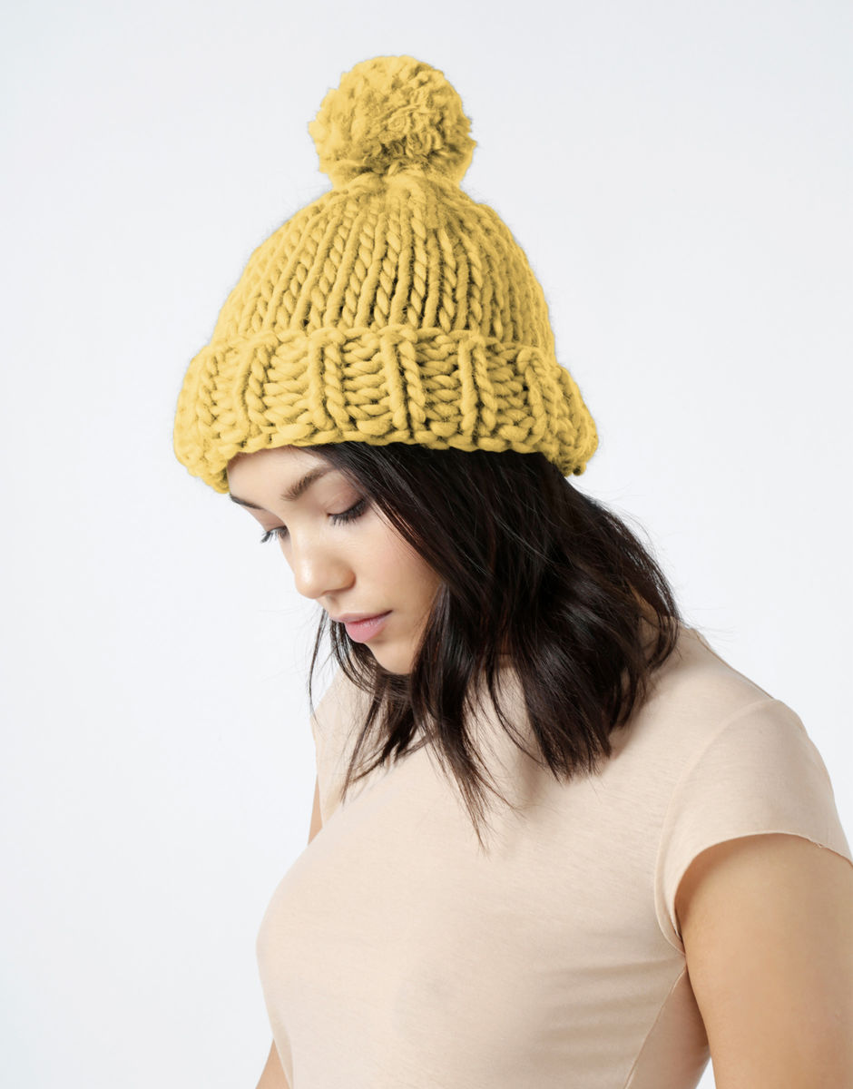 Lucy Beanie Chalk Yellow