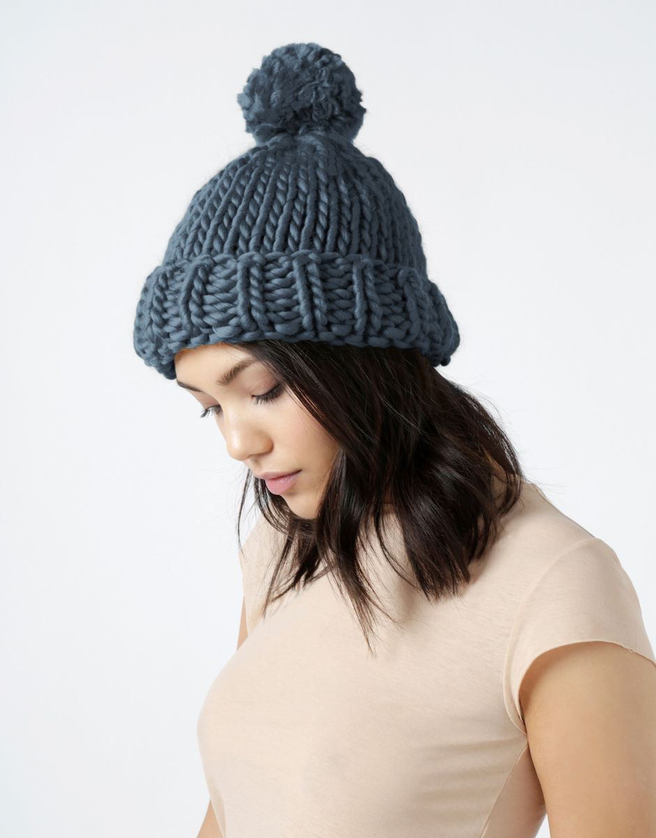 Lucy Beanie Eagle Grey