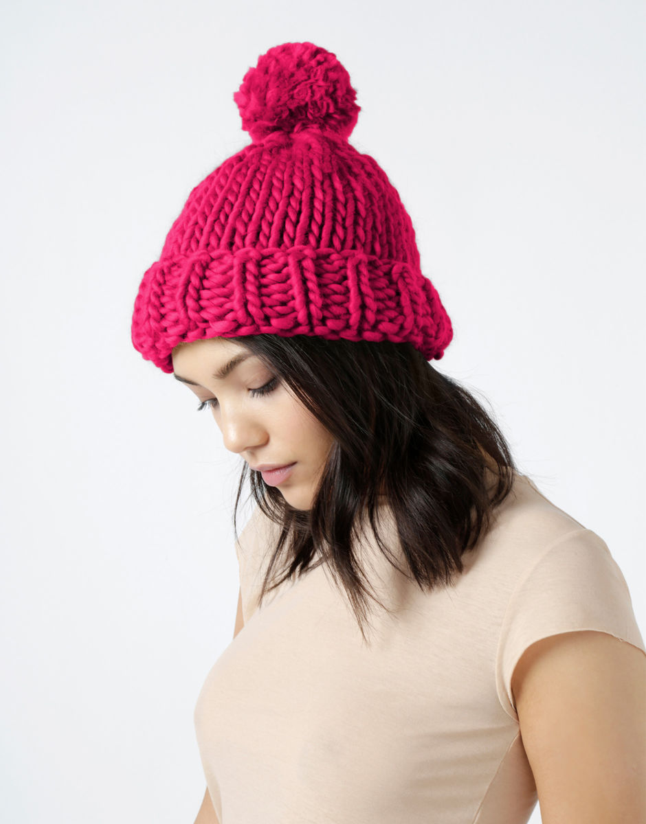 Lucy Beanie Hot Punk Pink