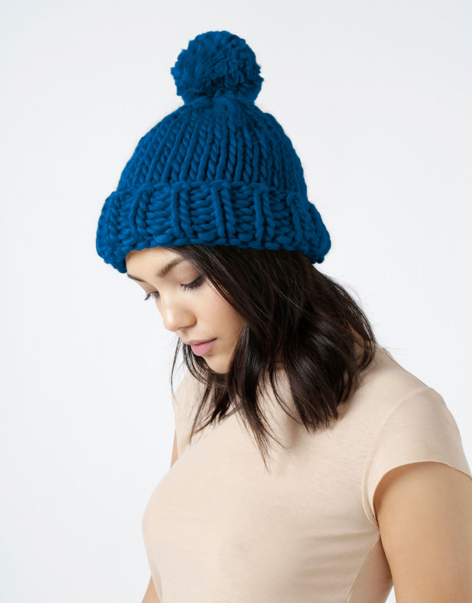 Lucy Beanie Sherpa Blue
