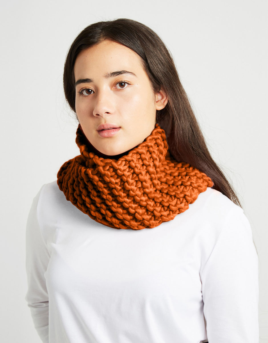 Snood Operator Cinnamon Dust