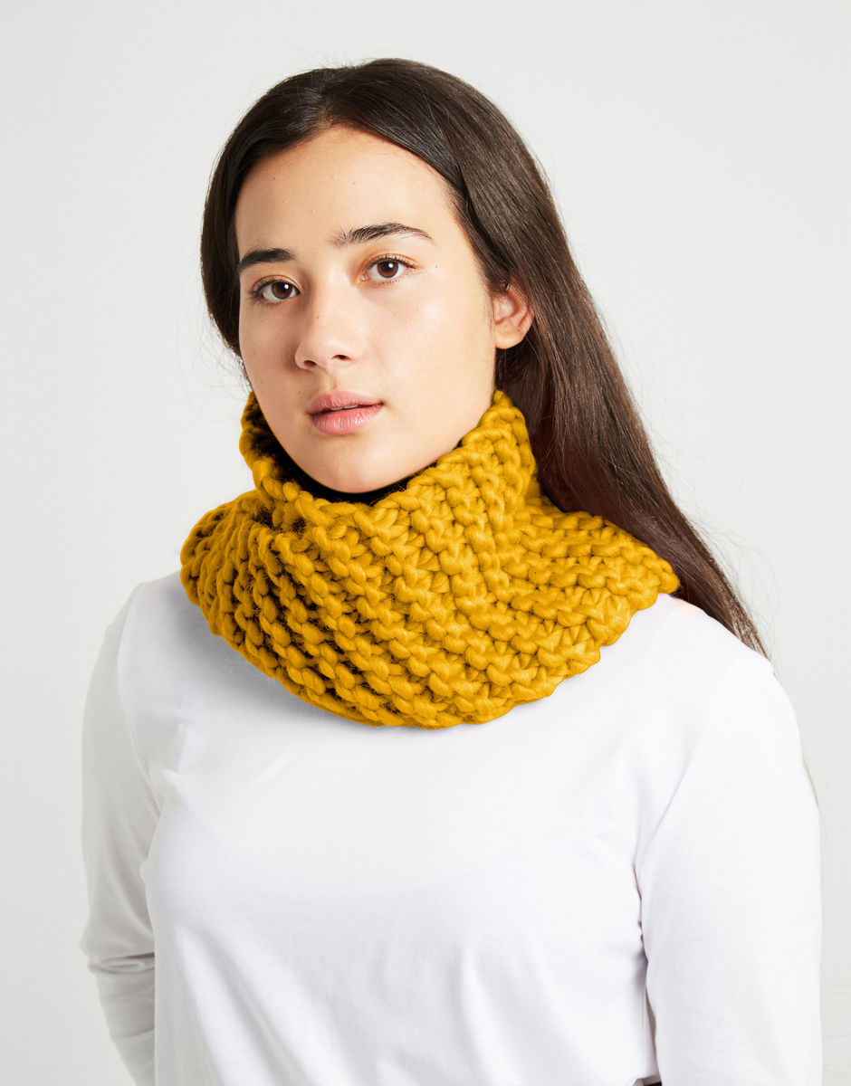Snood Operator Mustard Sally
