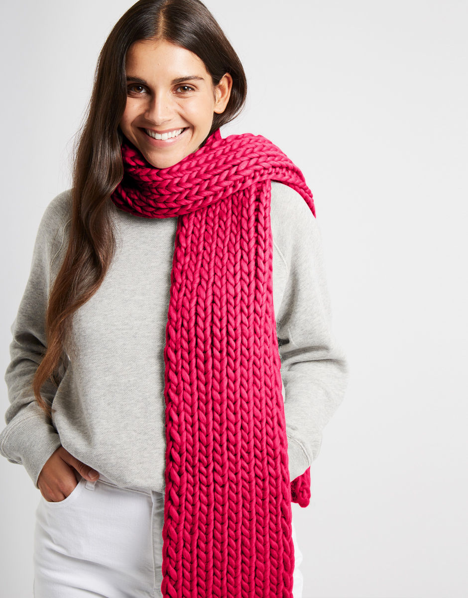 Whistler Scarf Hot Punk Pink