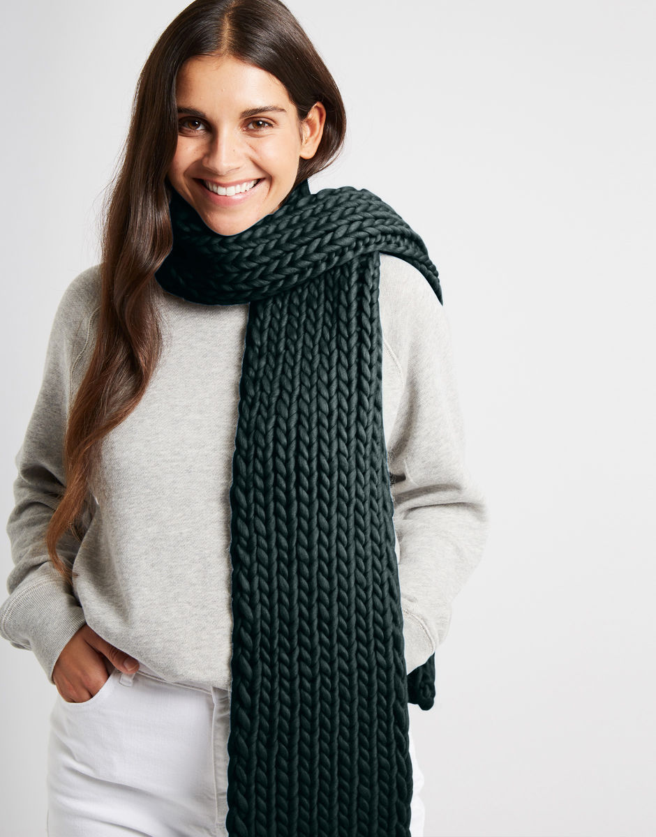 Whistler Scarf Forest Green
