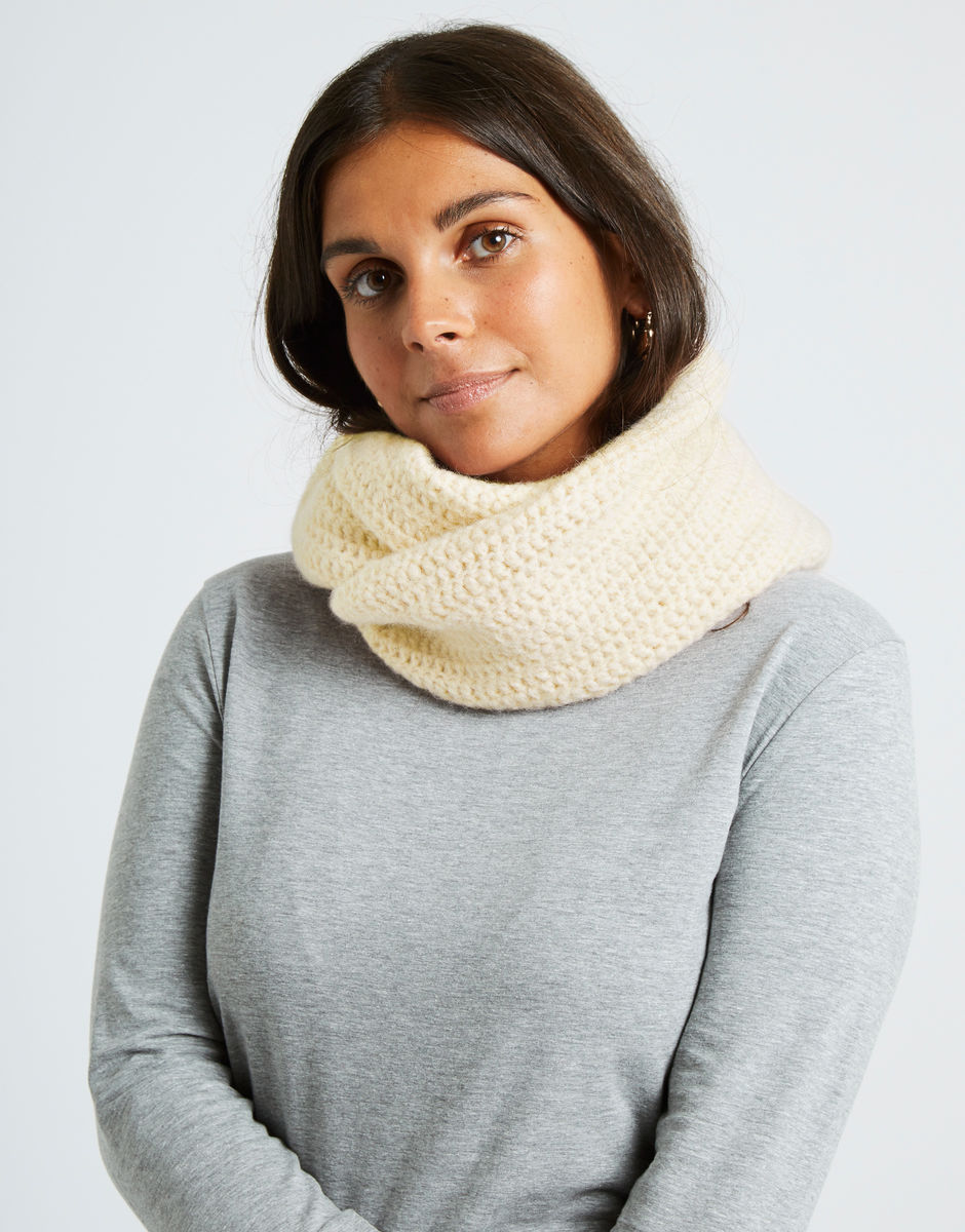 Cherish Snood Ivory White