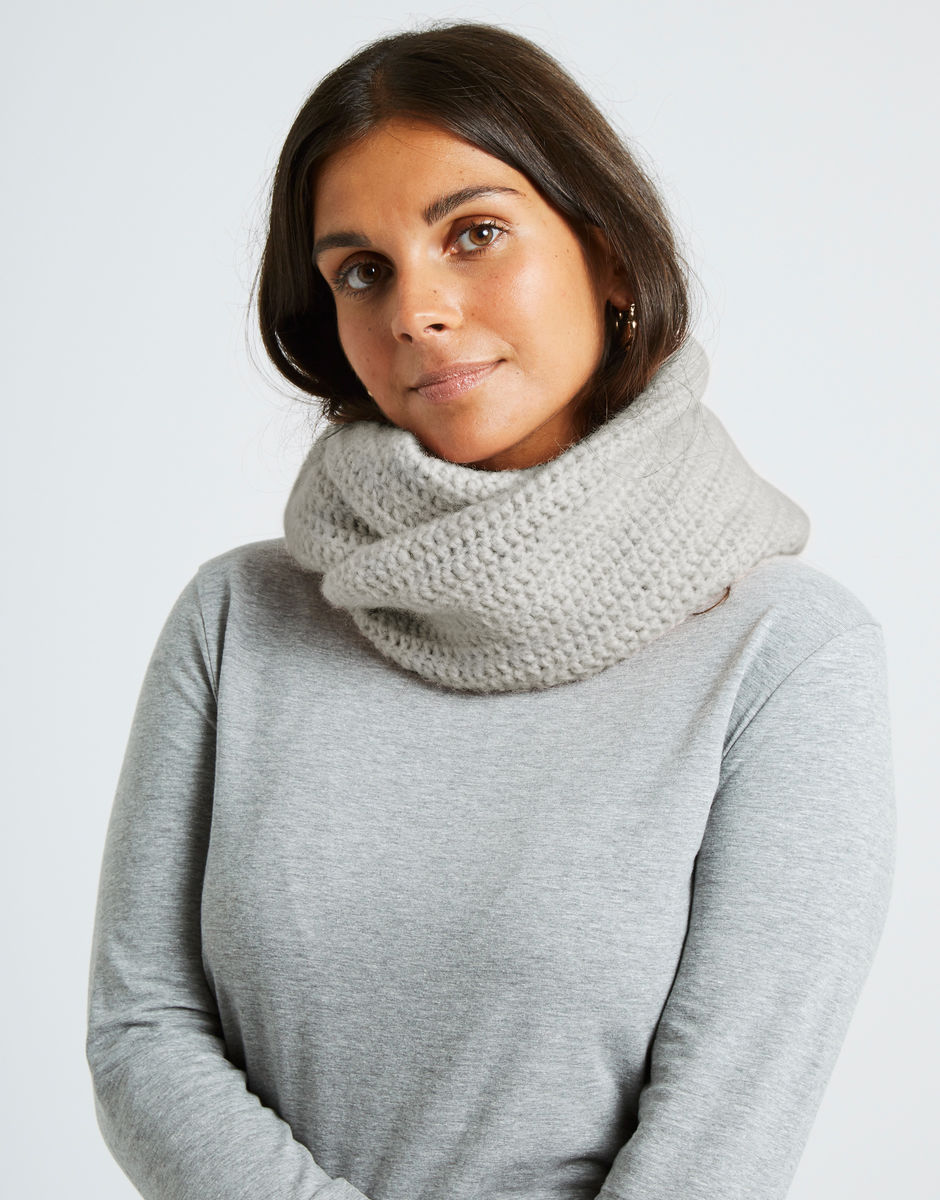 Cherish Snood Rocky Grey