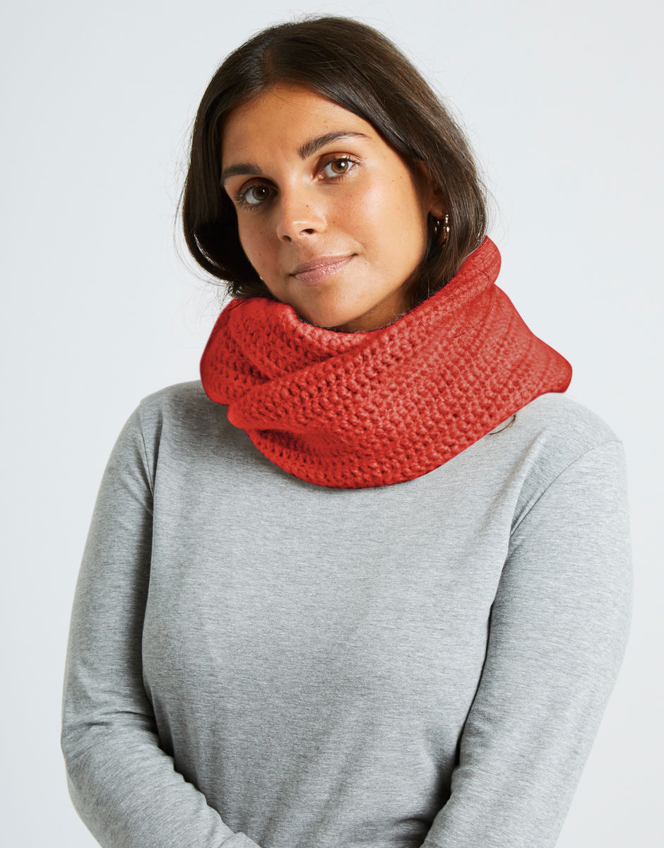 Cherish Snood Red Ochre