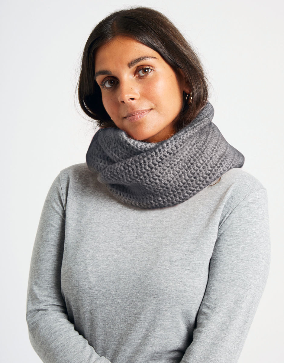 Cherish Snood Silver Fox Grey