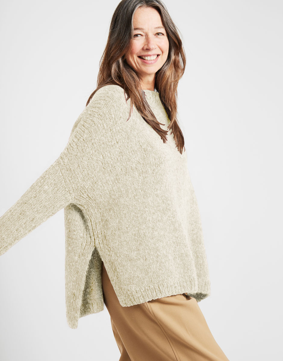 Happy Land Pullover Ivory White