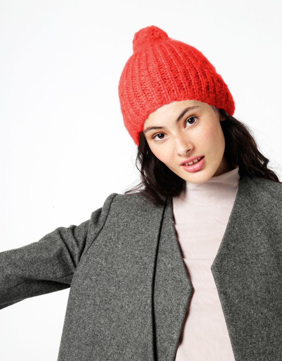 Knit It Better Beanie Lipstick Red