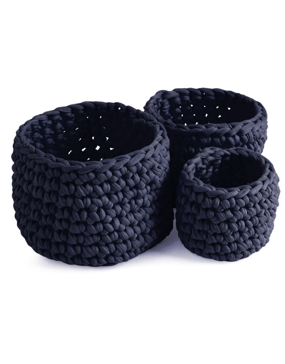 Twiggy Pots In the Navy