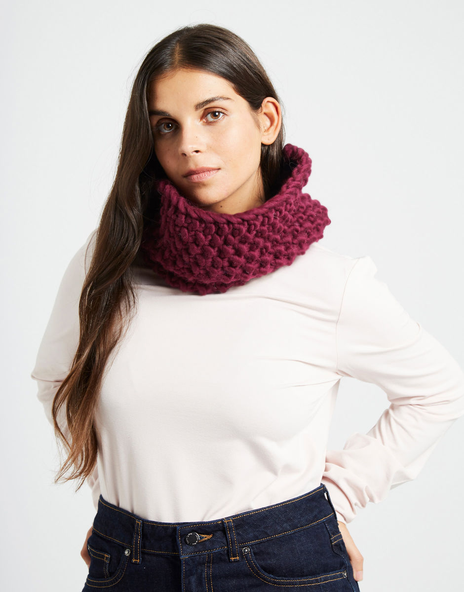 Lil' Snood Dogg Margaux Red