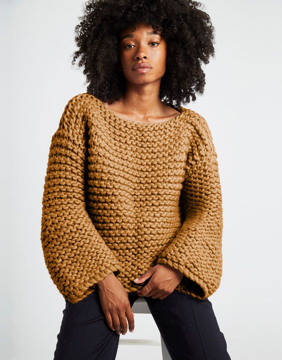 Dreamin' Pullover Brown Sugar