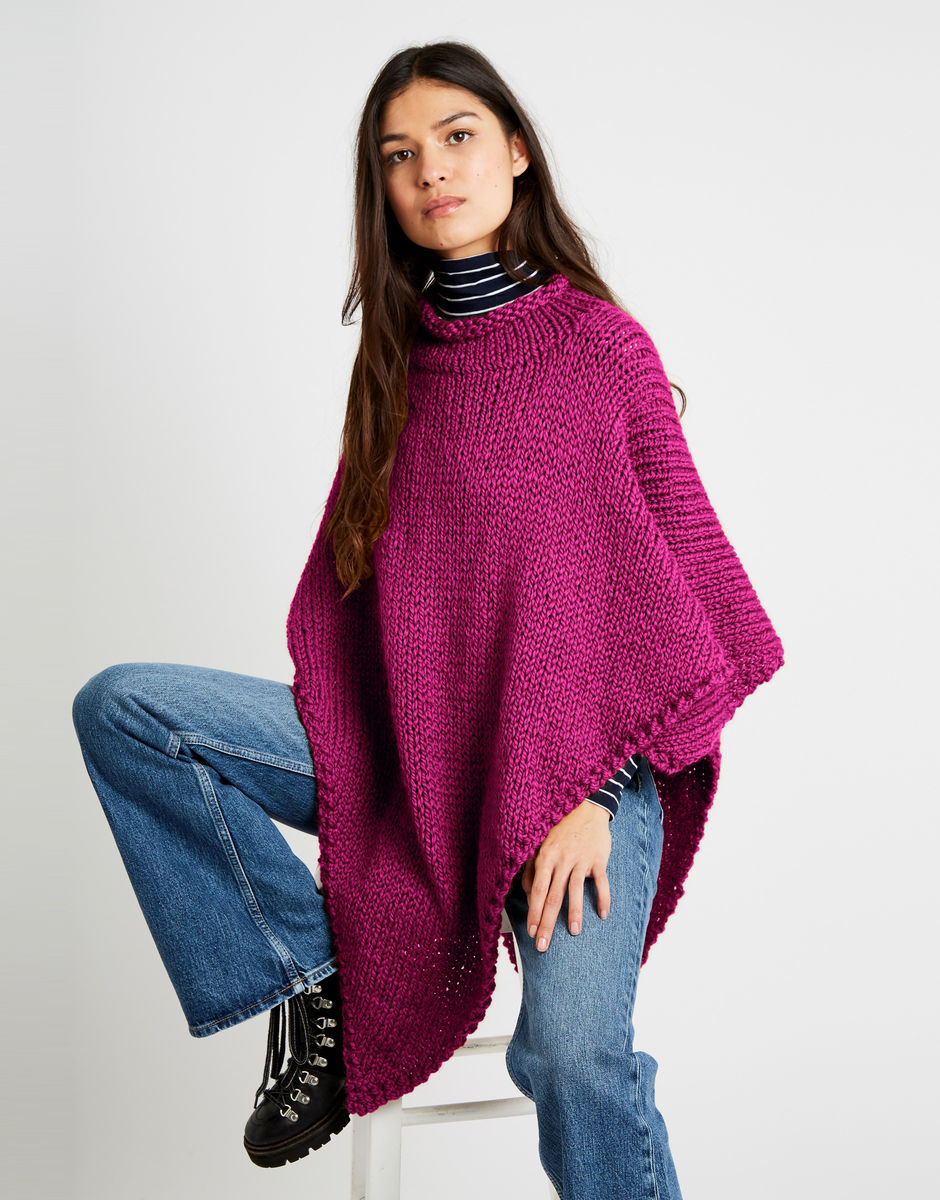 Poncho Gwyneth Margaux Red