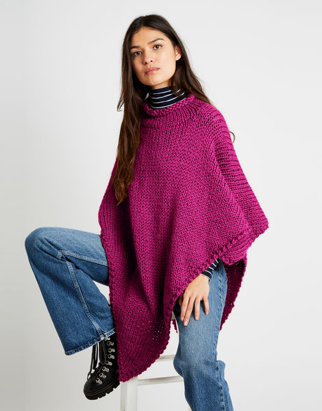 Gwyneth Poncho Margaux Red
