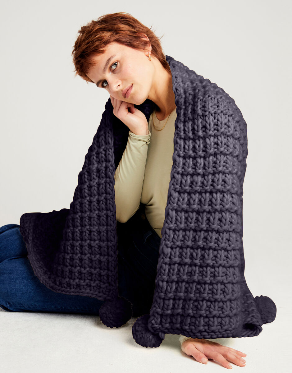 Rosebud Blanket Midnight Blue