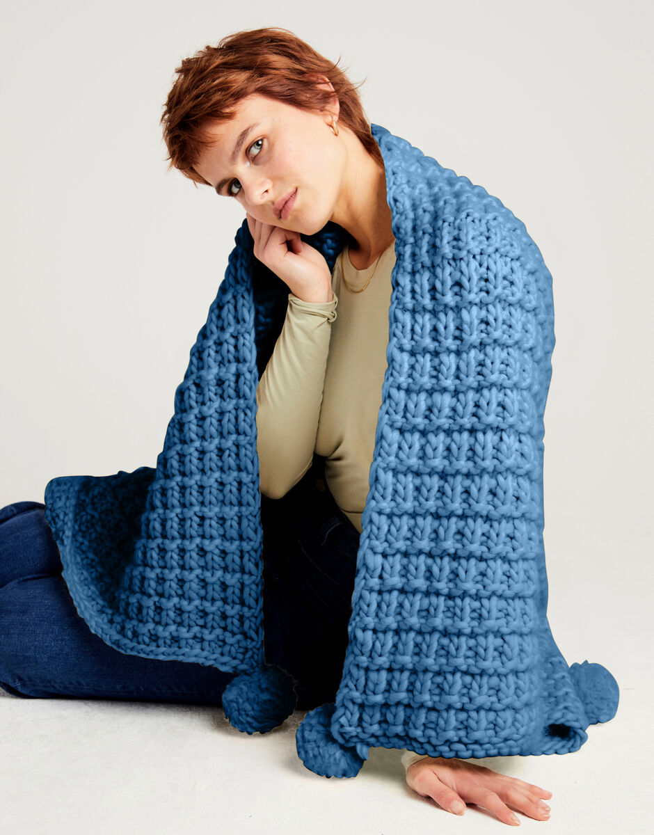 Rosebud Blanket Dusty Denim