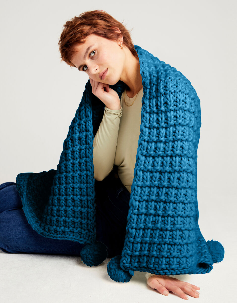 Rosebud Blanket Sherpa Blue