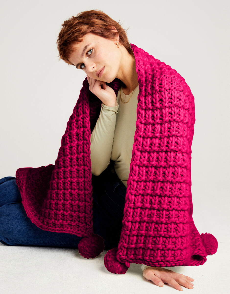 Rosebud Blanket Hot Punk Pink