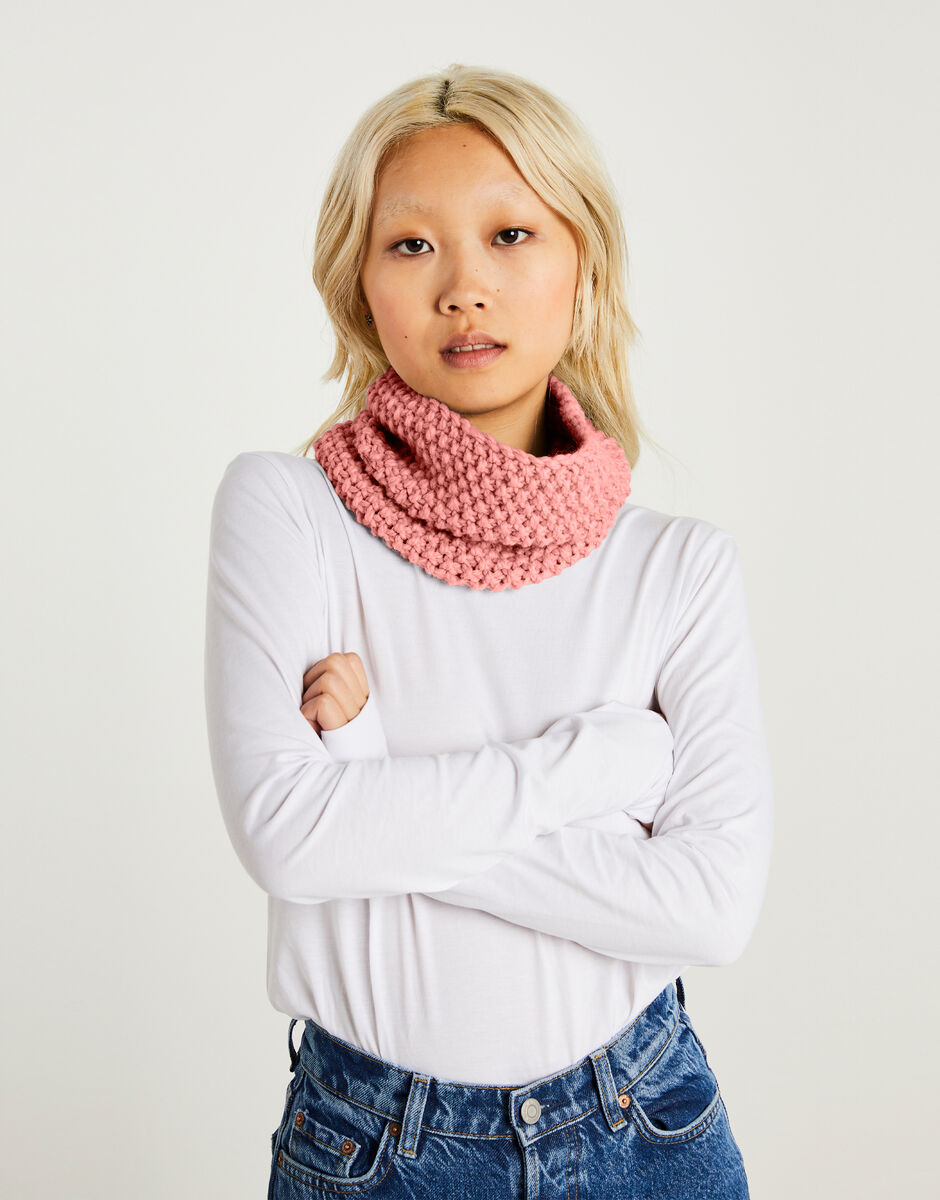 Paradise Snood Rocksalt Red