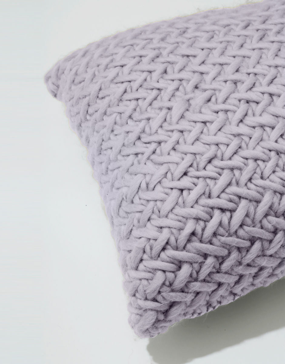 Coussin The Reoccurring Dream Lilac Powder
