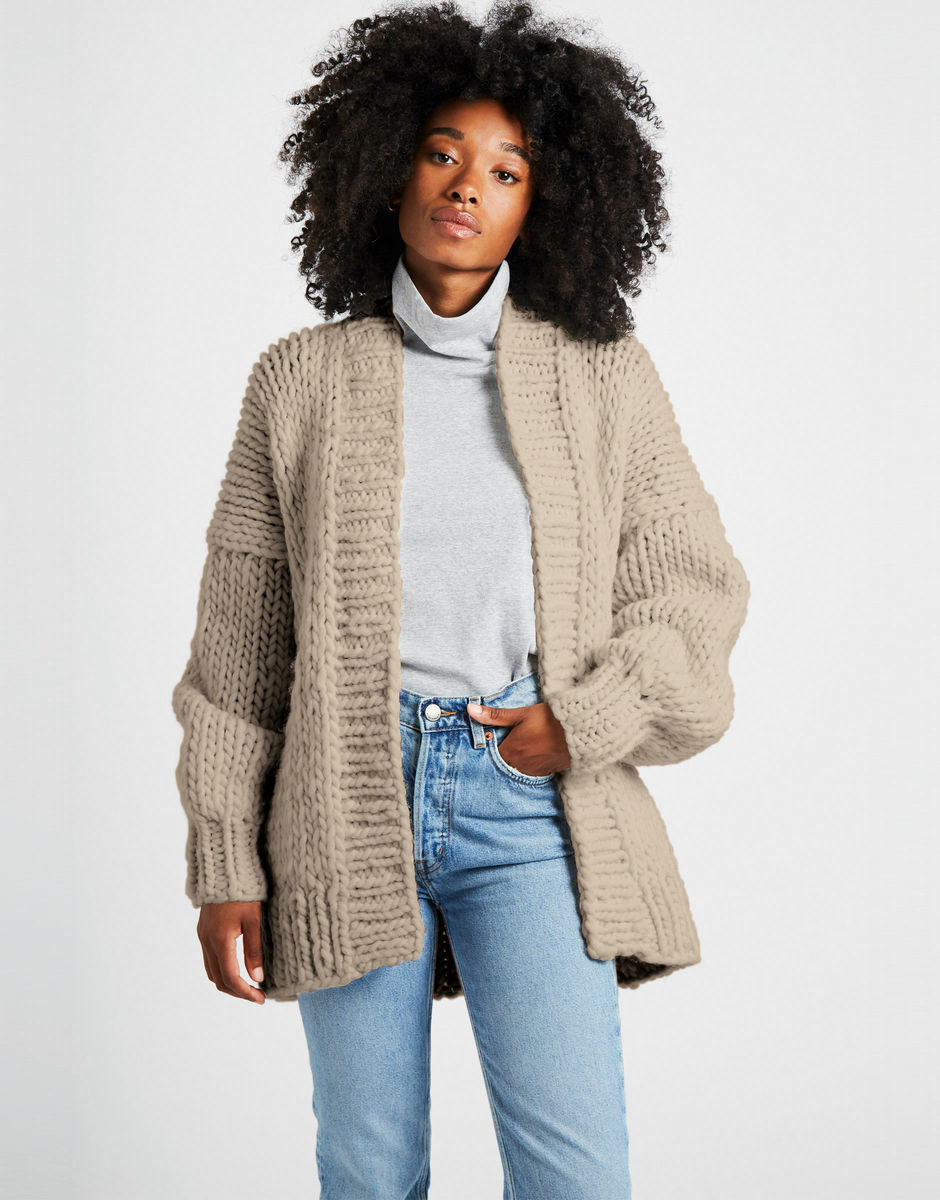 Hero Cardigan Sand Trooper Beige