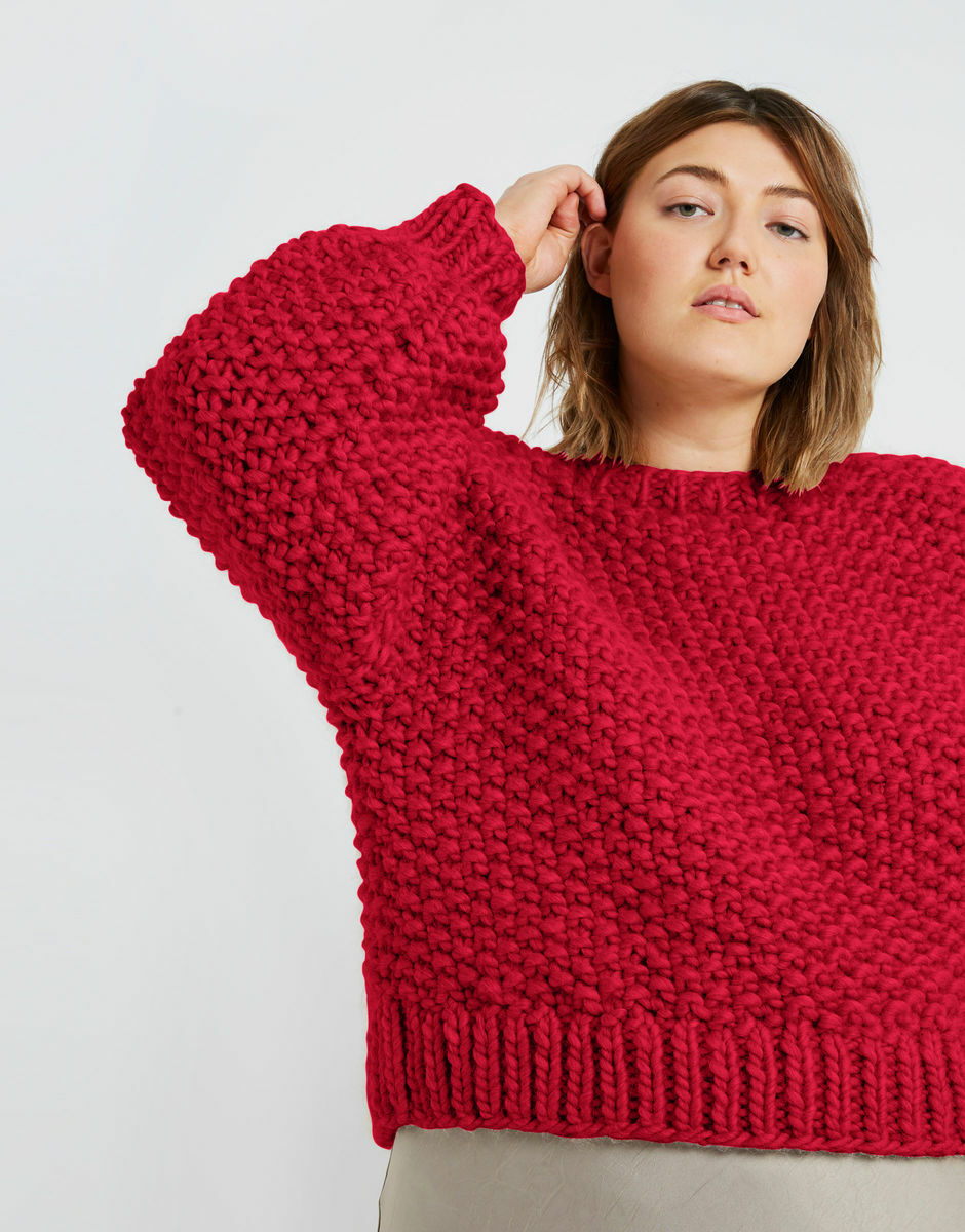 Amanda Sweater True Blood Red