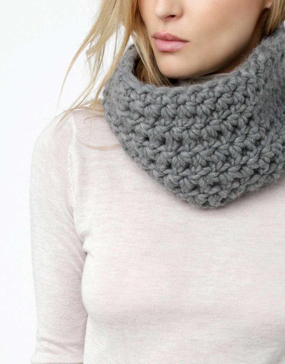 Off The Hook Snood Pattern