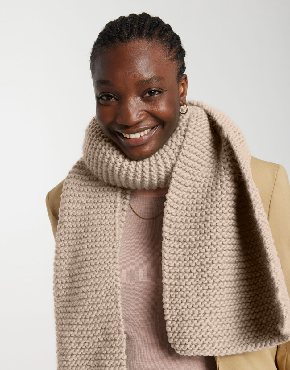 Hello You Scarf Sandtrooper Beige
