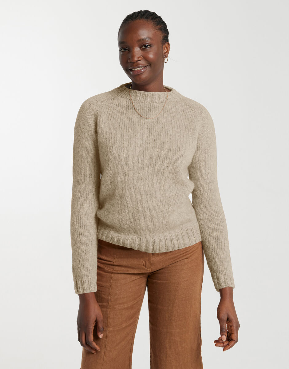 Love On Top Sweater Seashell Beige