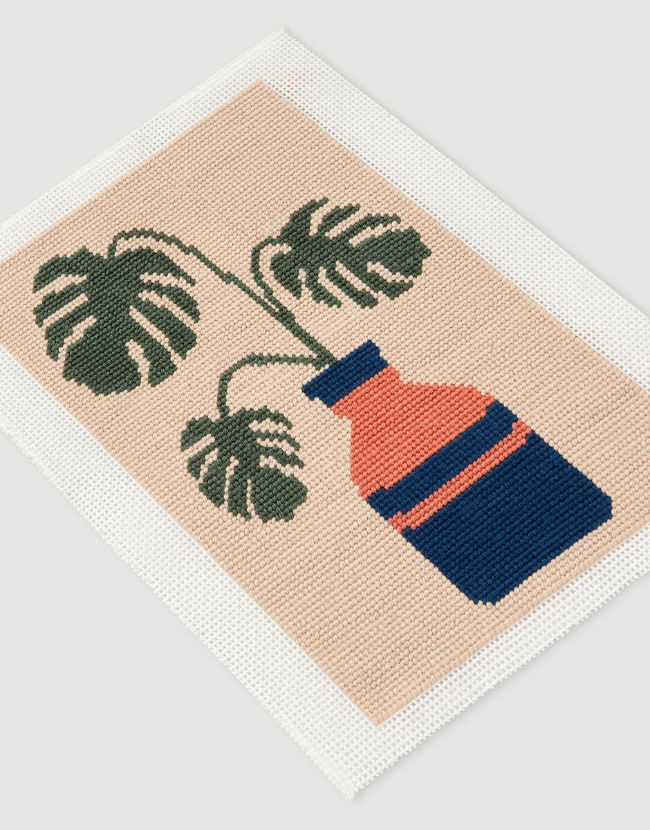Monstera Needlepoint