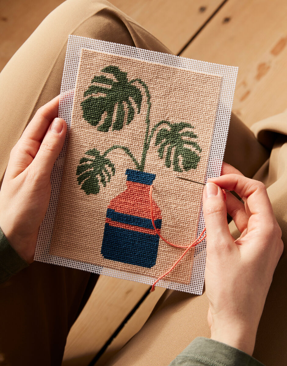 Monstera Needlepoint