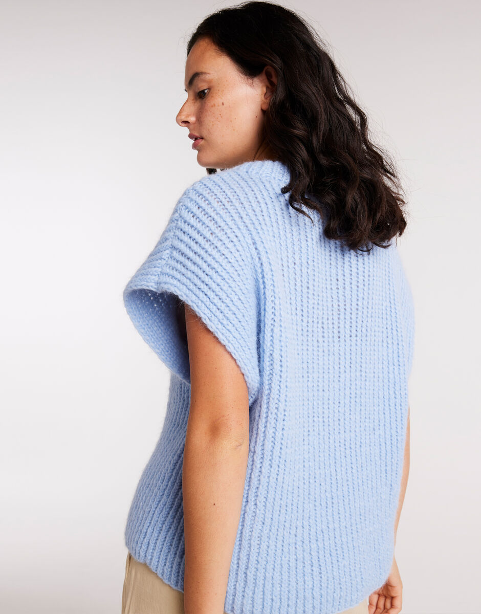 Blank Space Tank