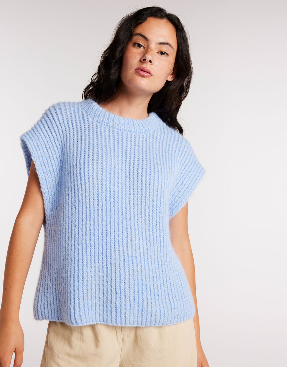 Blank Space Tank