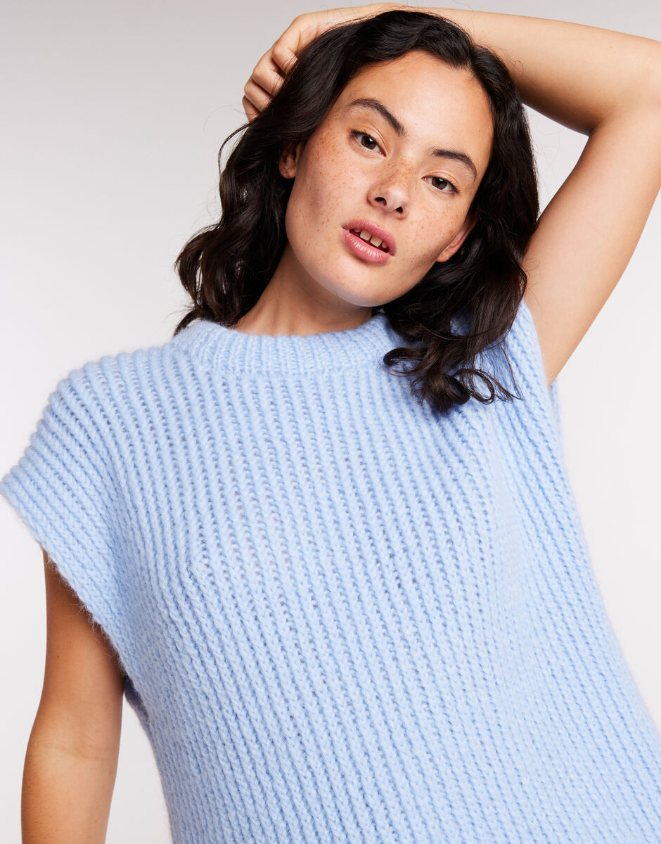 Blank Space Tank