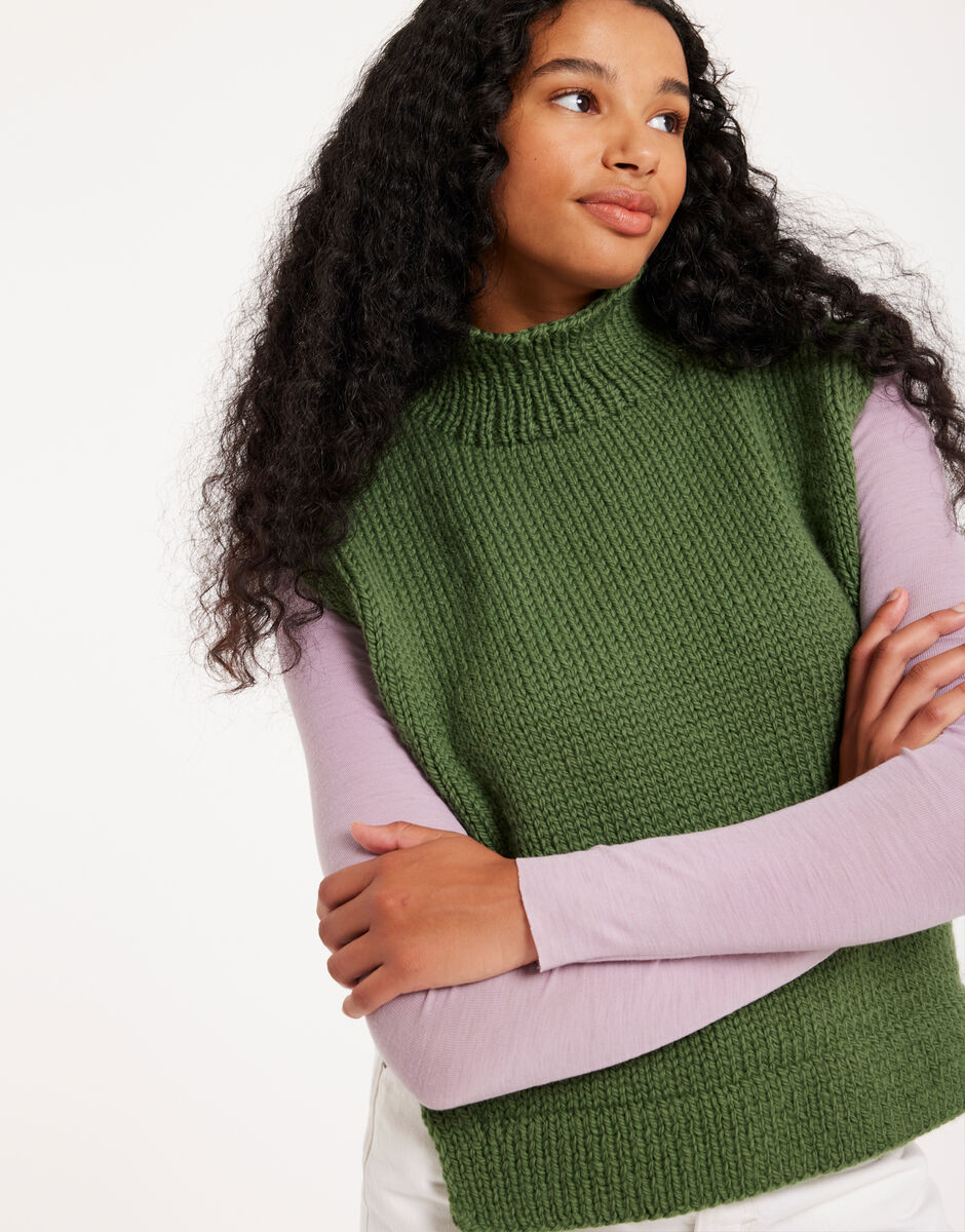Skyfall Bib Field Green