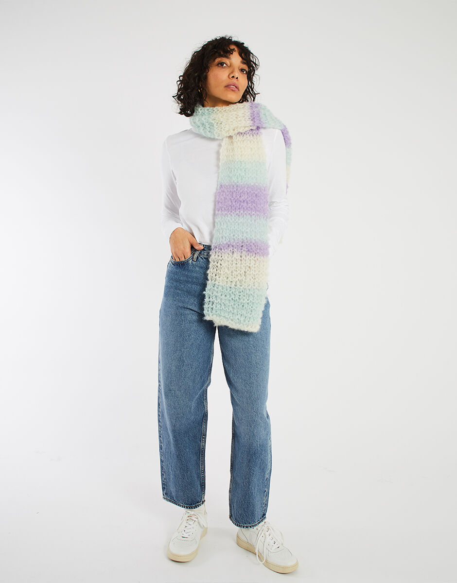Loud Scarf