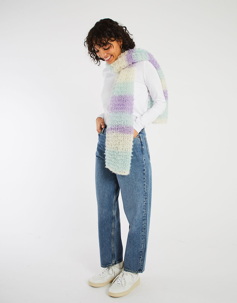 Loud Scarf